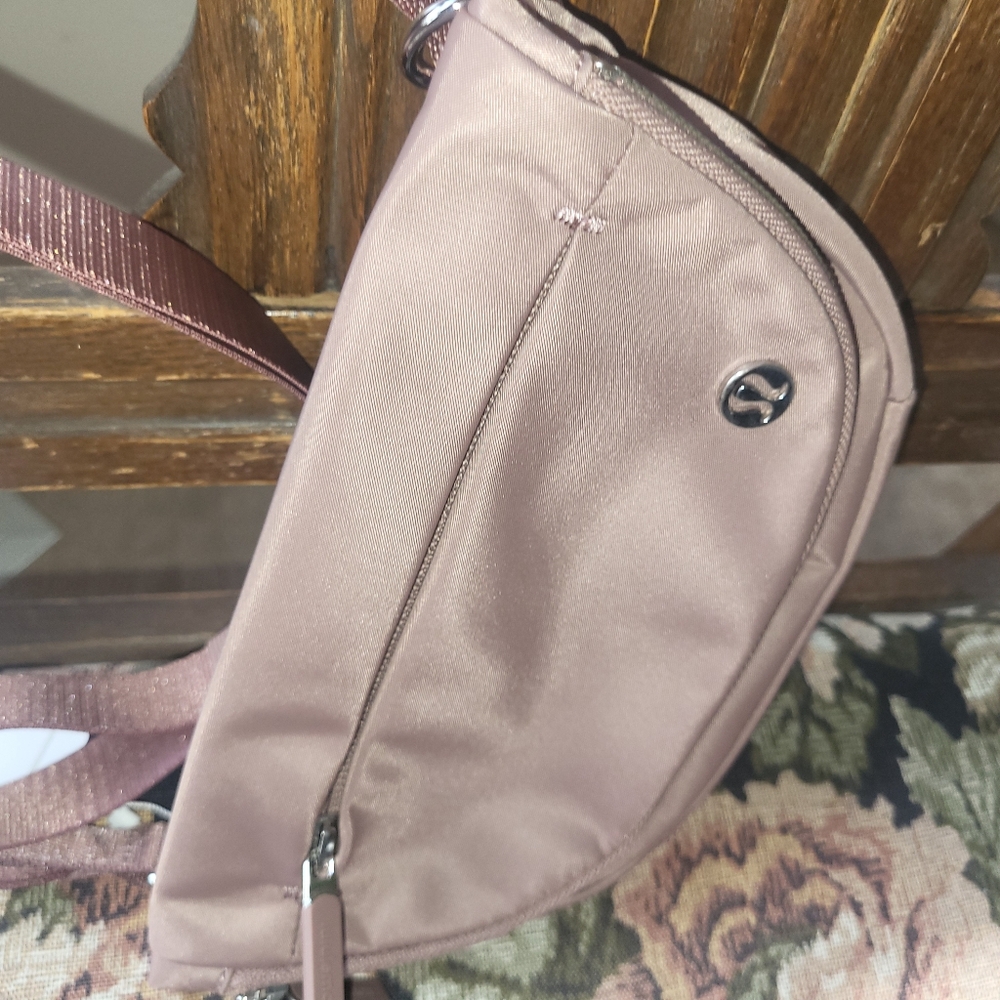 LULULEMON  All Night Festival Bag *Micro - Picture 4 of 6